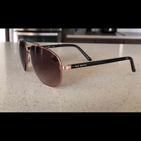 Ted Baker Sunglasses - Picture 2 of 3